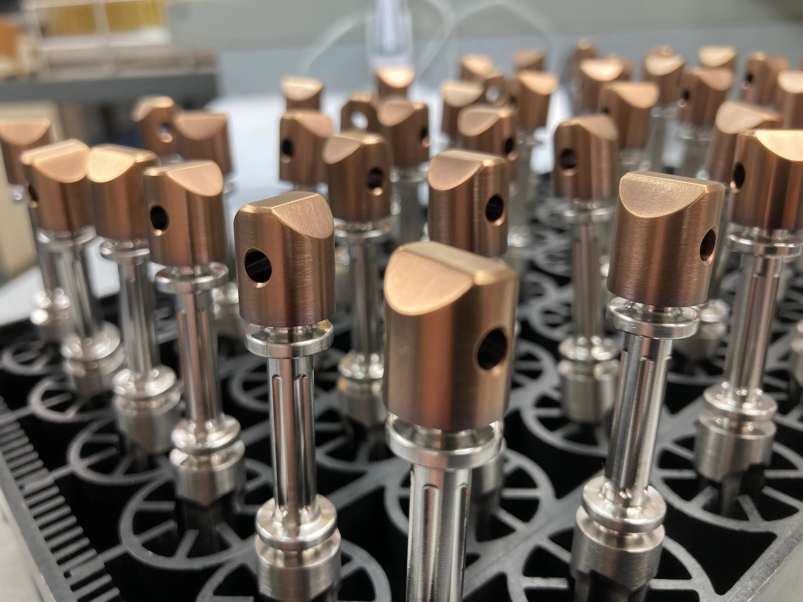 Medthin™ 16 - Instruments | Ionbond IHI Group